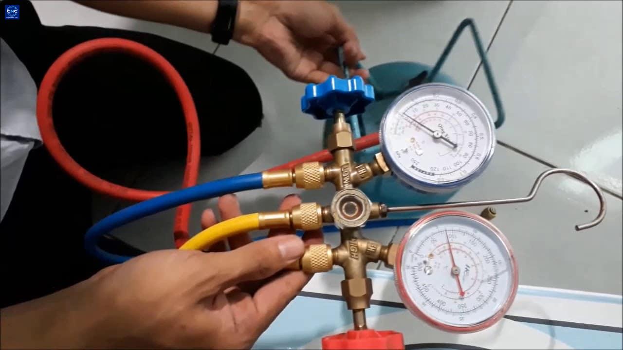 Thay gas tủ lạnh tại nhà 24/7 uy tín tại Hà Nội 1 Một số dấu hiệu nhận biết cần thay gas tủ lạnh