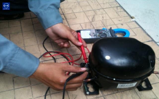 Thay lốc tủ lạnh uy tín giá tốt tại nhà khu vực Hà Nội 15 Thay lốc tủ lạnh ở đâu uy tín?