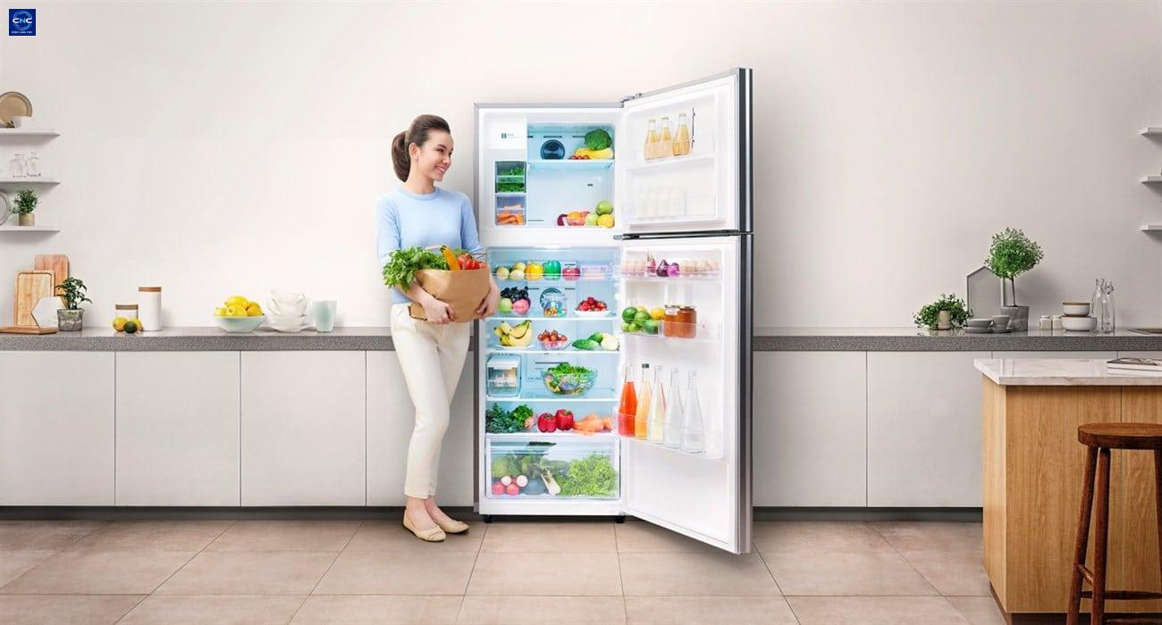 Tủ lạnh không lạnh: Nguyên nhân và những điều cần lưu ý 2 Người dùng không đóng kín cửa tủ