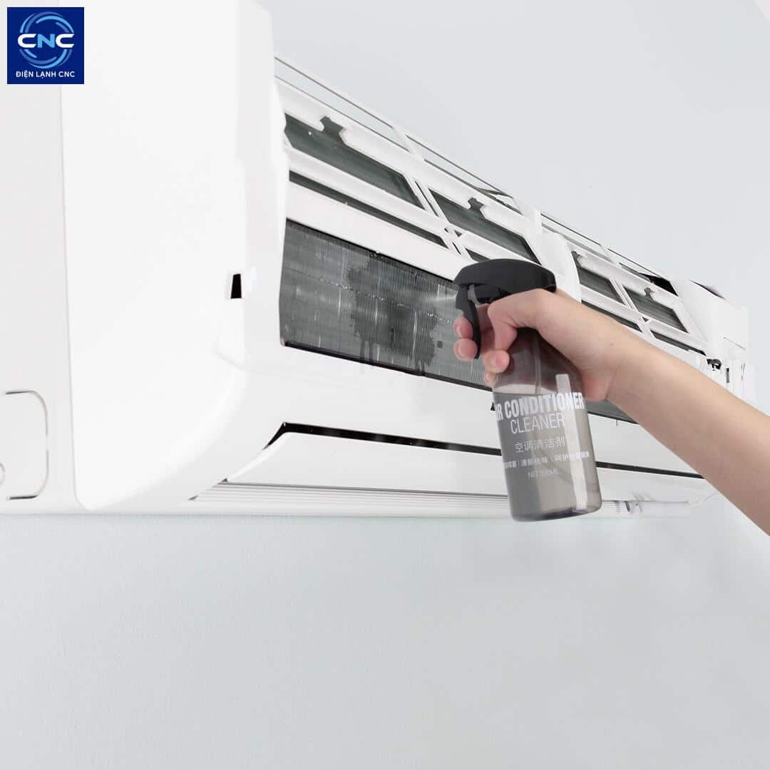 bình xịt vệ sinh máy lạnh