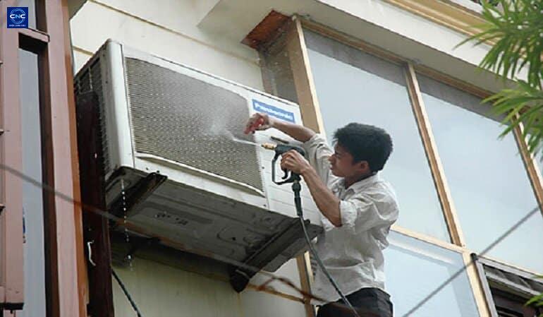 Hướng dẫn cách vệ sinh cục nóng điều hòa
