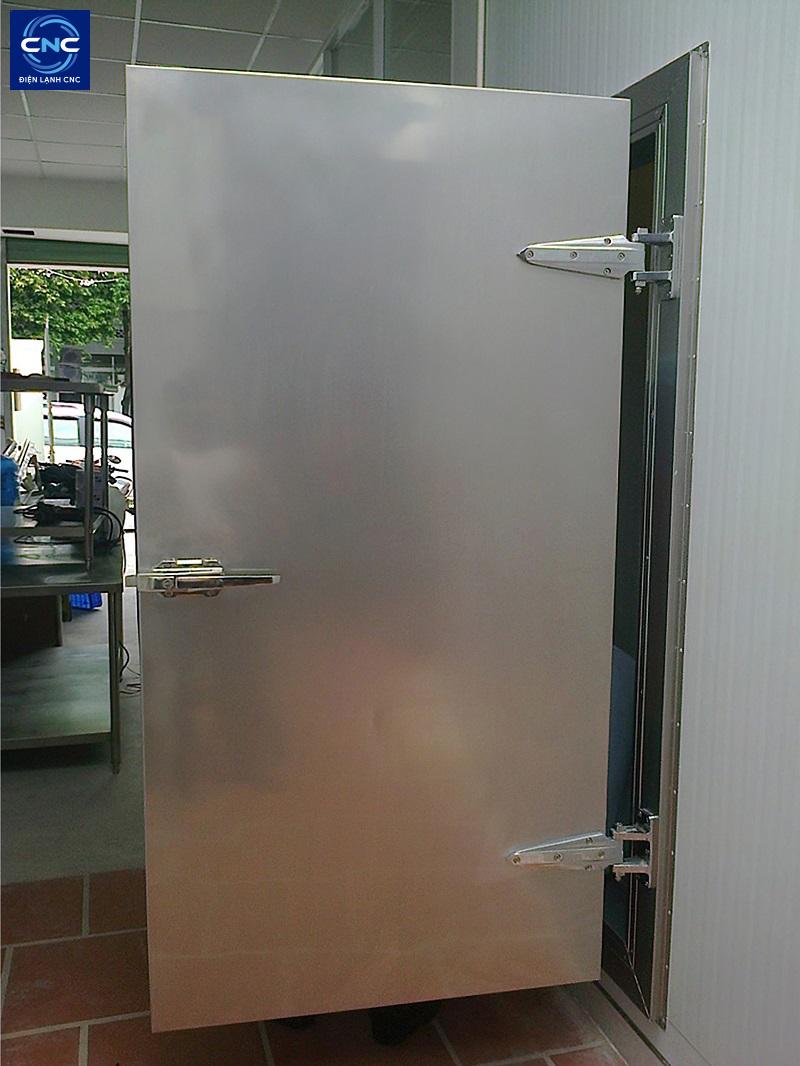 Cung cấp vật tư làm kho lạnh ở Hà Nội 3 Vật tư làm kho lạnh - cửa kho lạnh