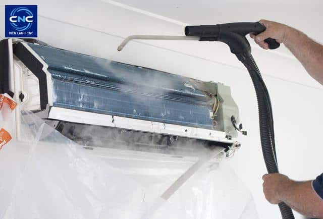 Cách vệ sinh dàn lạnh hiệu quả - Những lưu ý cần biết 2 Những bước vệ sinh dàn lạnh cơ bản tại nhà