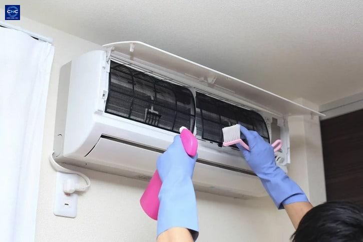 Vệ sinh máy lạnh Casper ở đâu uy tín? 2 Các bước vệ sinh máy lạnh Casper an toàn và nhanh chóng