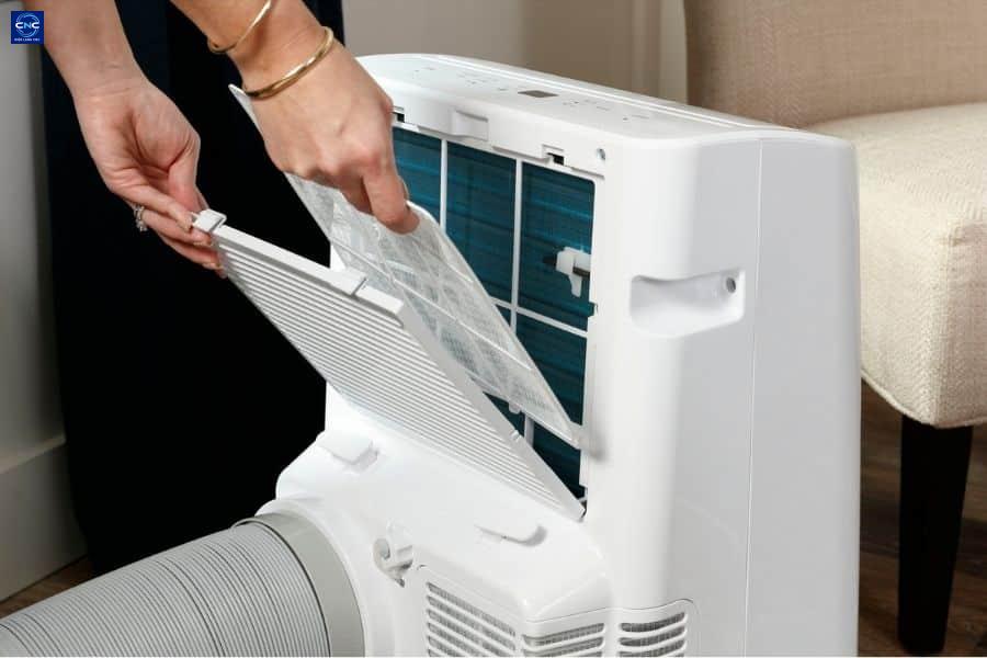 Cách vệ sinh máy lạnh tủ đứng nhanh nhất tại nhà 2 Cách vệ sinh máy lạnh tủ đứng nhanh và sạch nhất