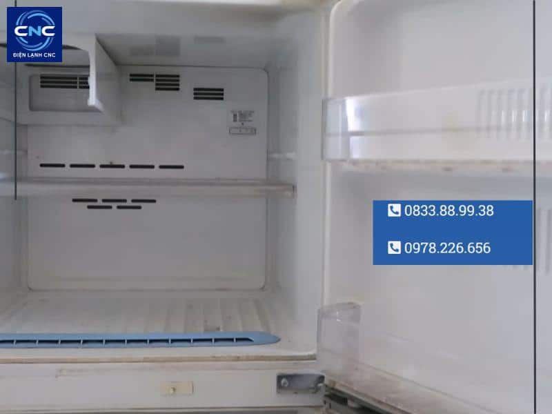 Sửa chữa tủ lạnh Electrolux- Quy trình sửa chữa tủ lạnh Electrolux 4 Sửa tủ lạnh tại Điện Lạnh CNC - Uy tín, chuyên nghiệp