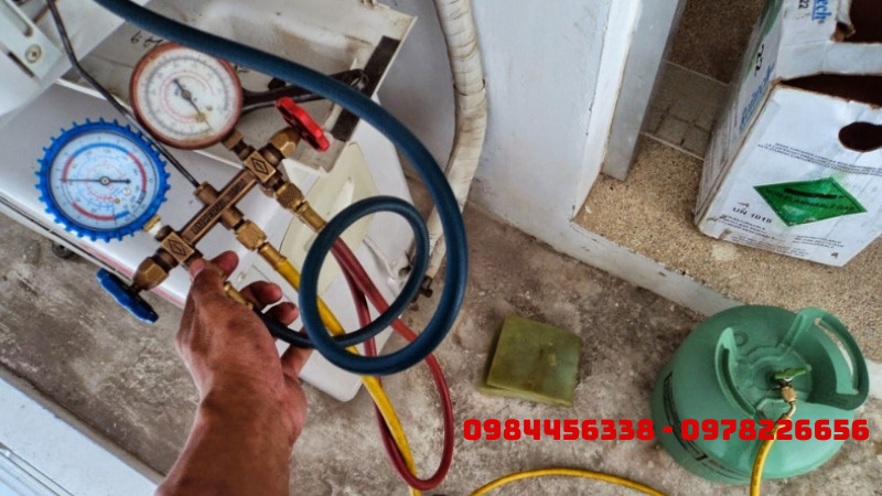 Khi nào cần bơm ga điều hòa? Quy trình thay ga điều hòa chi tiết nhất 3 bơm ga điều hòa
