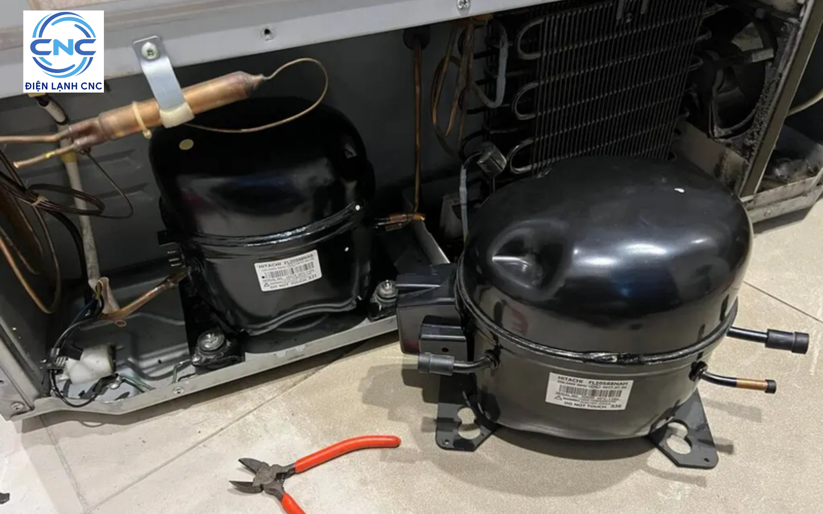 Thay lốc tủ lạnh Hitachi chính hãng - Dấu hiệu và nguyên nhân hư hỏng 1 Thay lốc tủ lạnh Hitachi chính hãng tại Hà Nội